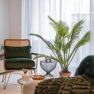 Poseidon Luxe Gelijkvloers Appartement Met Tuin ,Terras En Gratis Parking